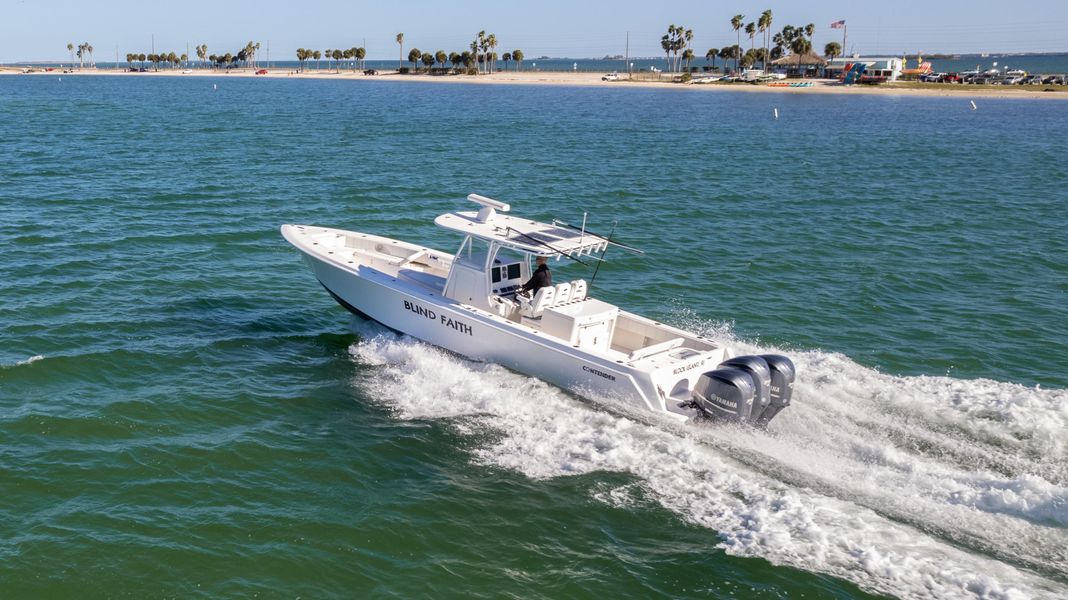 2014 Contender 39 ST