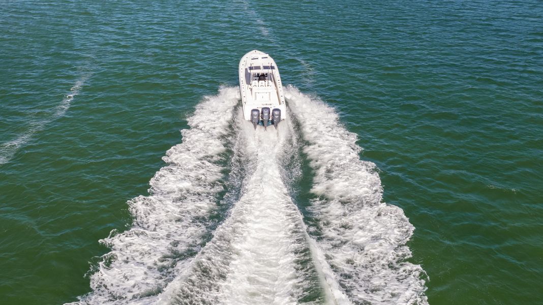 2014 Contender 39 ST
