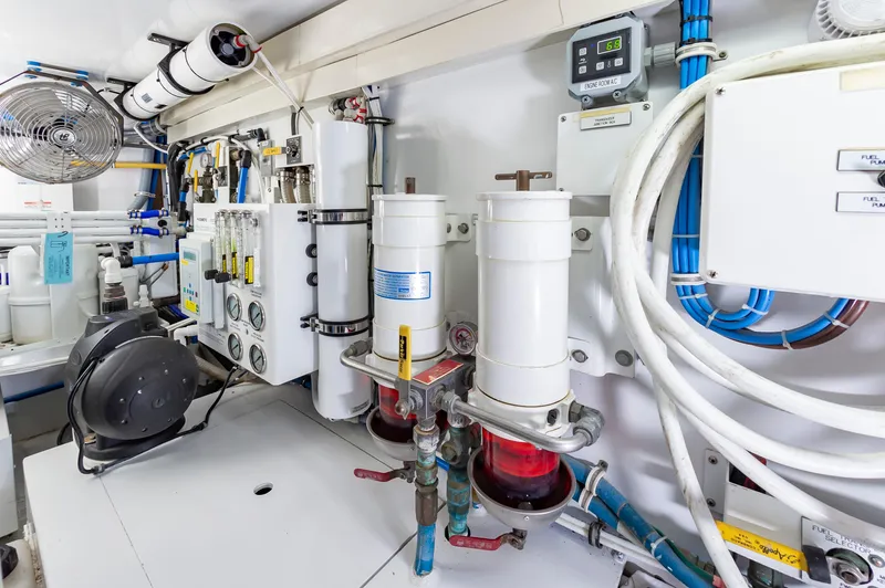 Sea Trader Yacht Photos Pics 