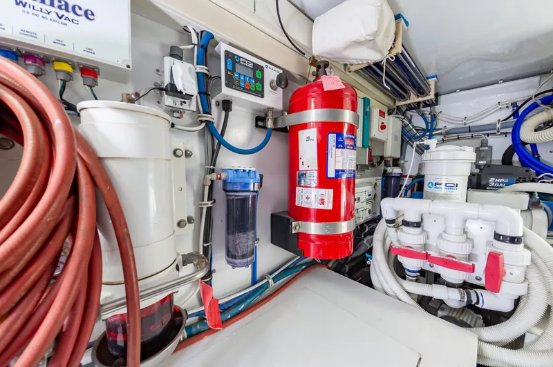 Sea Trader Yacht Photos Pics 