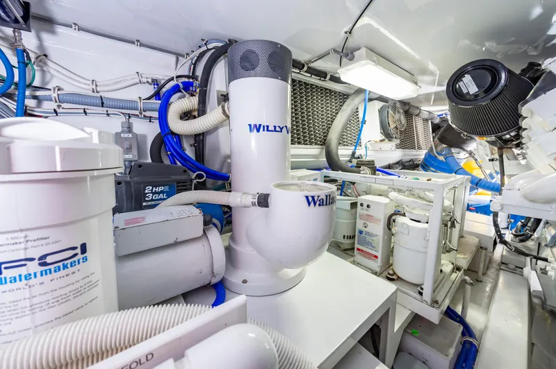 Sea Trader Yacht Photos Pics 