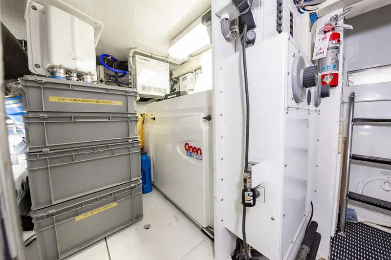 Sea Trader Yacht Photos Pics 