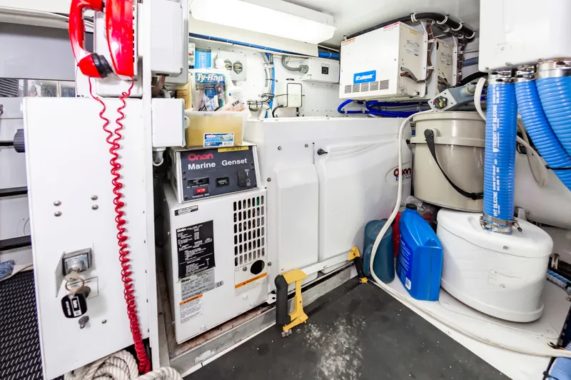 Sea Trader Yacht Photos Pics 