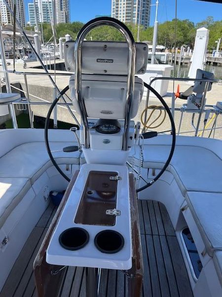 2011 Catalina 375