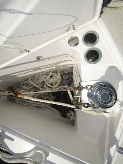 Hell's Bells Yacht Photos Pics 