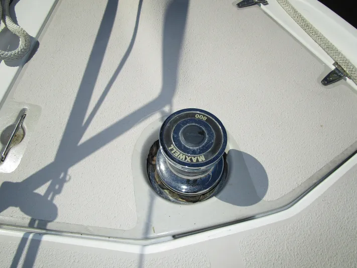 Hell's Bells Yacht Photos Pics 