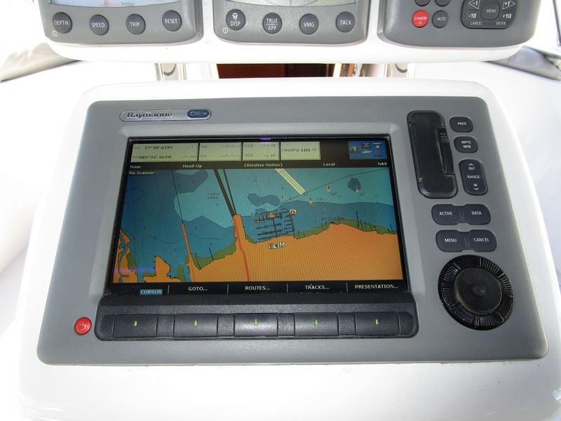2011 Catalina 375