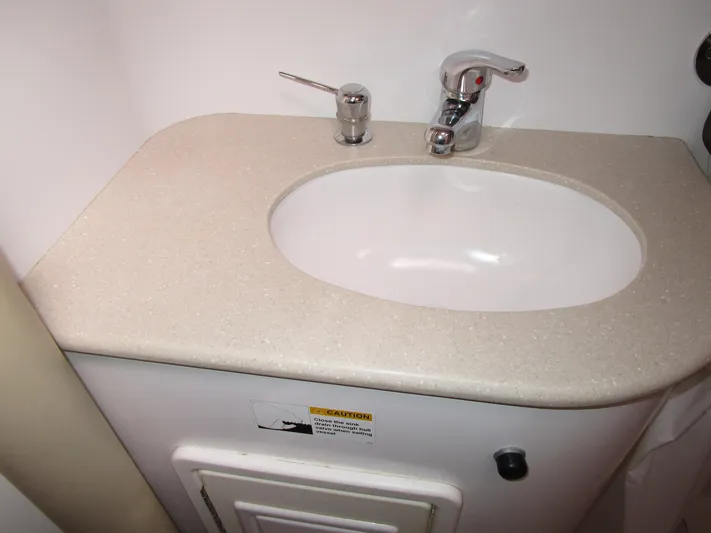 Hell's Bells Yacht Photos Pics 