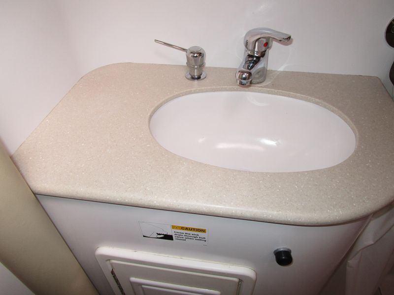 2011 Catalina 375