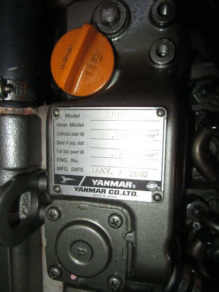 2011 Catalina 375