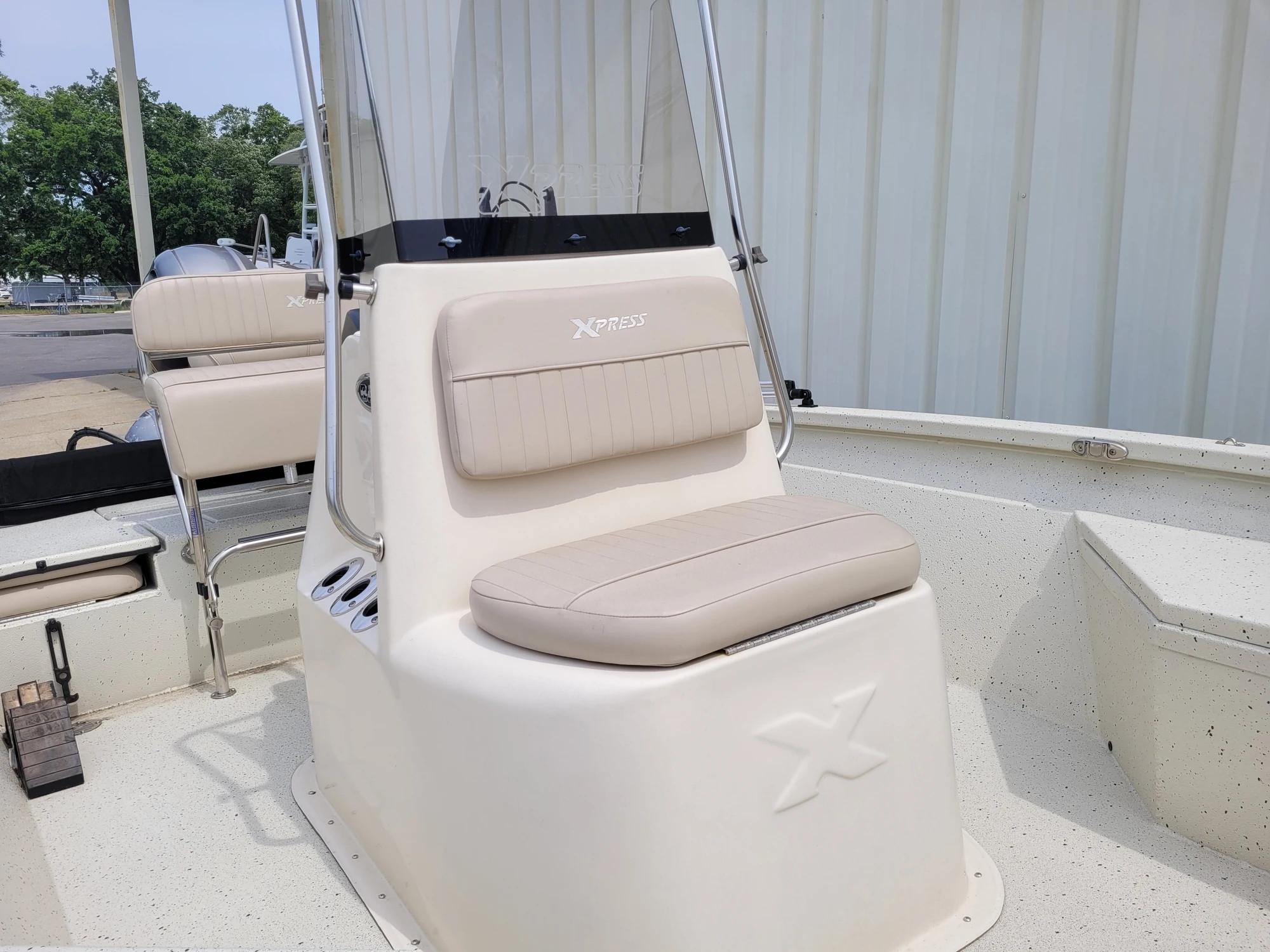 2016 Xpress H2O BAY Center Console for sale YachtWorld