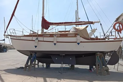 1967 Custom Golden Hind 31