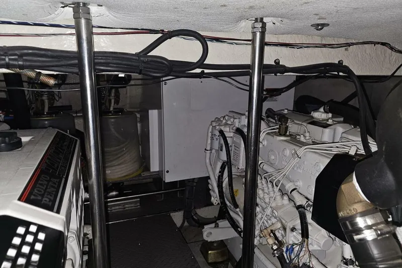  Yacht Photos Pics Engine room of 2005 Regal Commodore 4260 with Volvo Penta components.