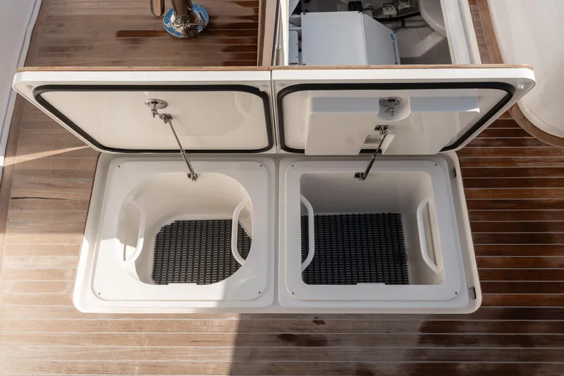 Malcria Yacht Photos Pics 