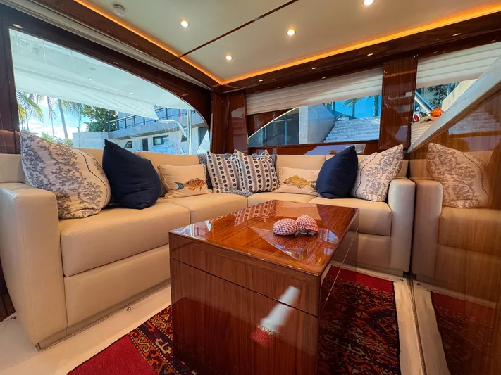 Malcria Yacht Photos Pics 
