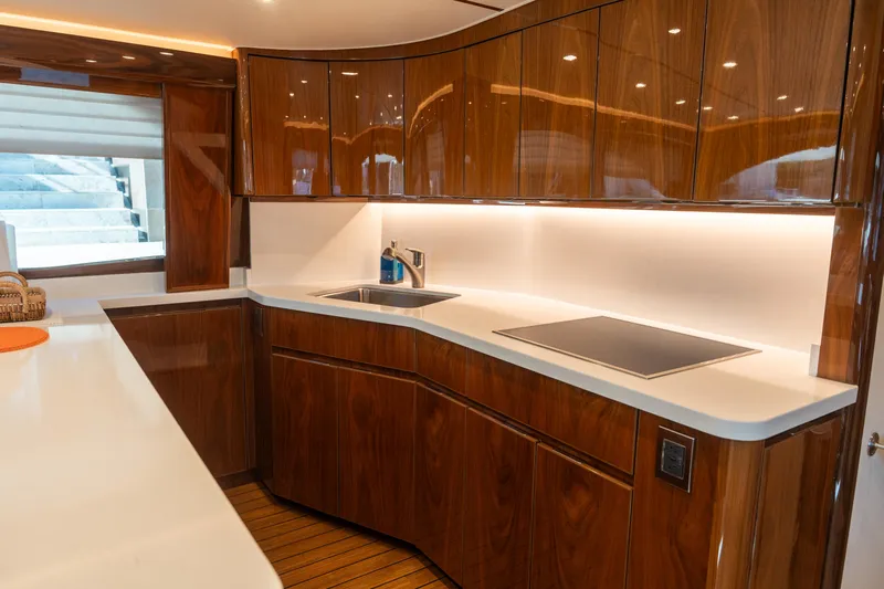 Malcria Yacht Photos Pics 