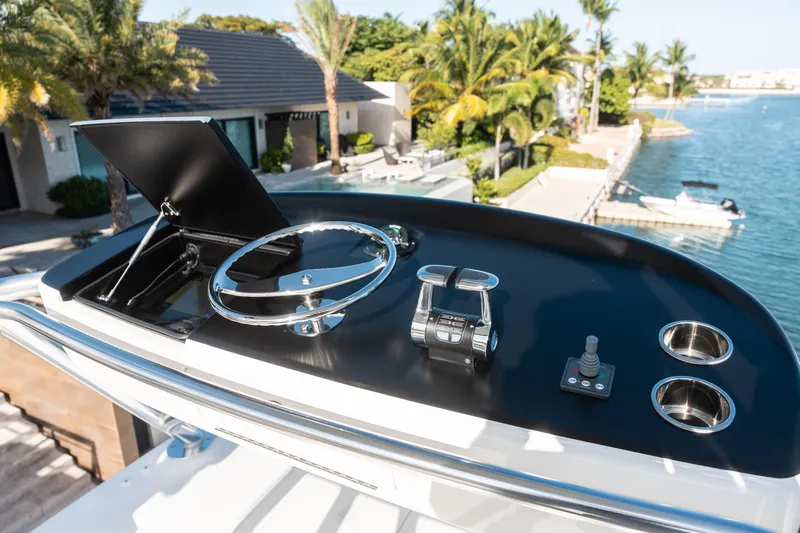 Malcria Yacht Photos Pics 