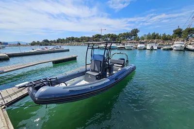 2023 Zodiac Pro 7