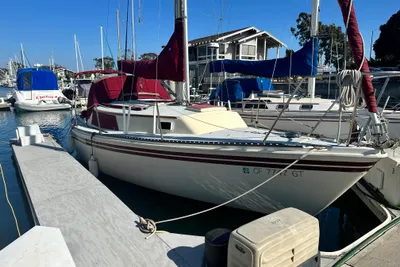 Newport 30