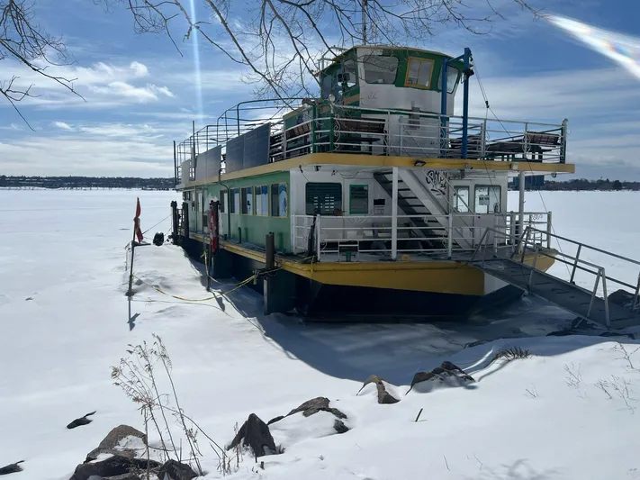 Orillia Island Princess Yacht Photos Pics 