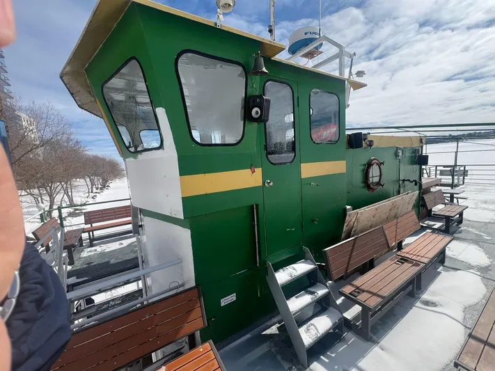 Orillia Island Princess Yacht Photos Pics 