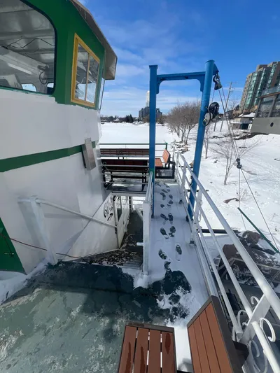 Orillia Island Princess Yacht Photos Pics 