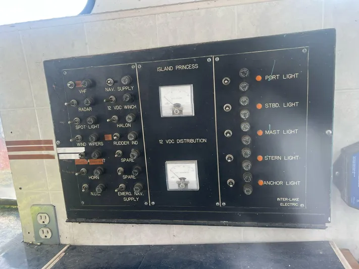 Orillia Island Princess Yacht Photos Pics 