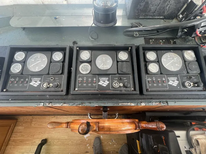 Orillia Island Princess Yacht Photos Pics 