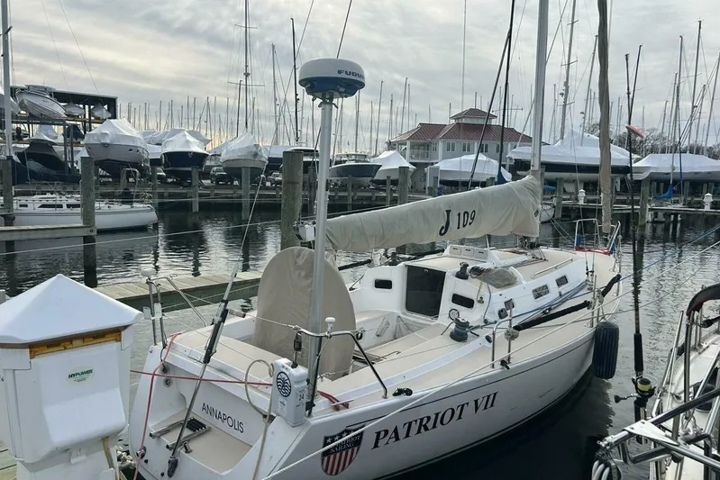 Patriot VII (formerly Known As Rush) Yacht Photos Pics 2003 J109