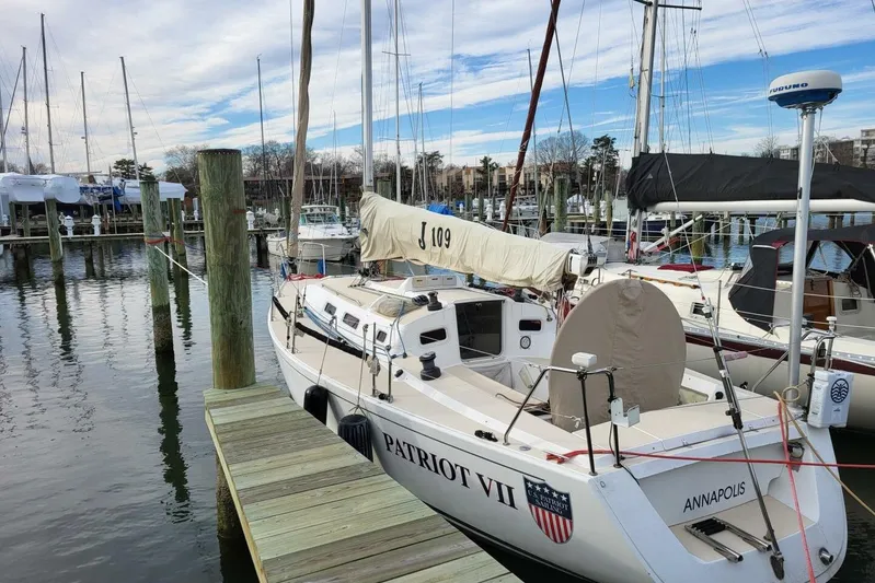 Patriot VII (formerly Known As Rush) Yacht Photos Pics 2003 J109