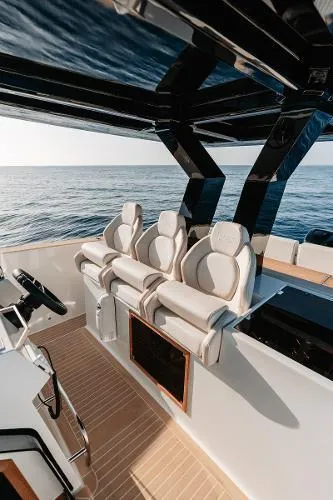 Dealer Demo Yacht Photos Pics 