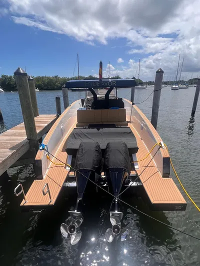 Dealer Demo Yacht Photos Pics 