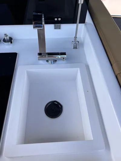 Dealer Demo Yacht Photos Pics 