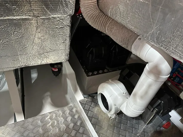 Dealer Demo Yacht Photos Pics 