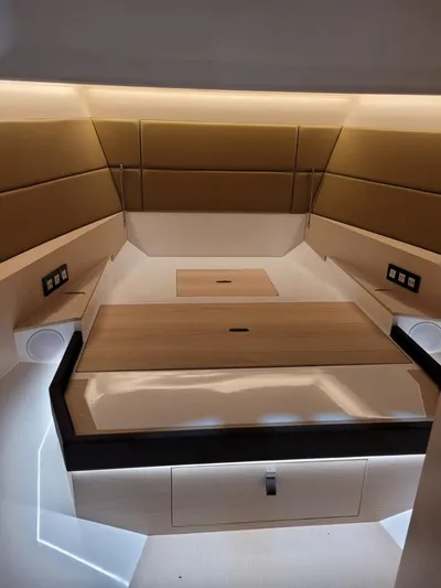 Dealer Demo Yacht Photos Pics 