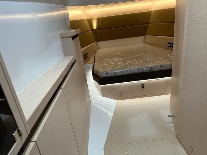 Dealer Demo Yacht Photos Pics 