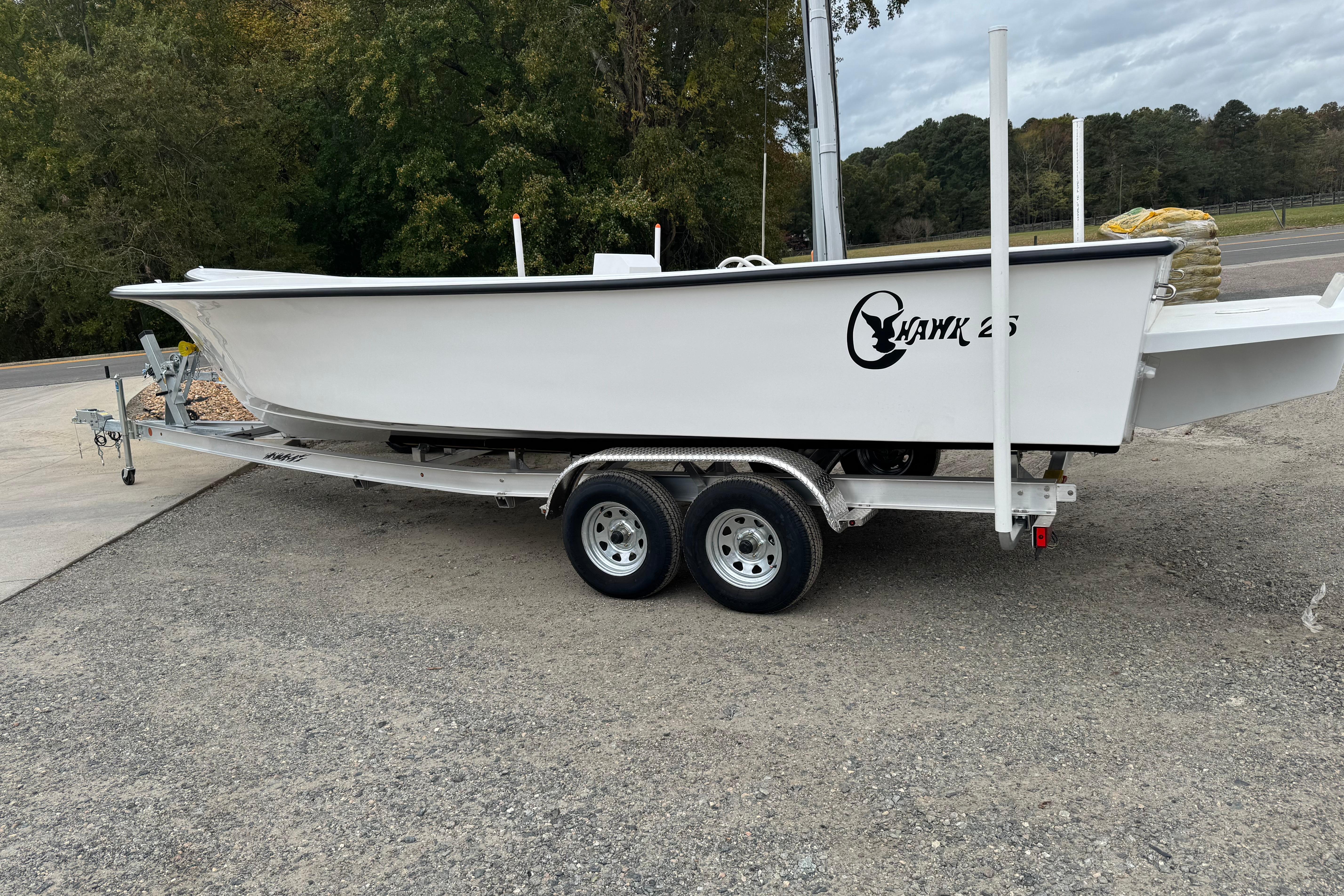 C-Hawk 25 Center Console
