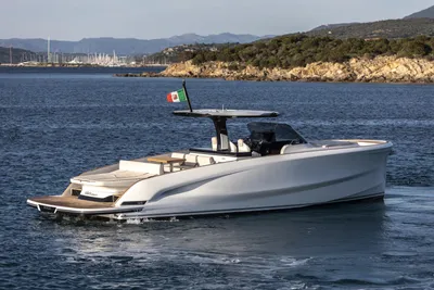 Solaris Power 44 Open