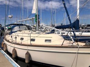 Island Packet 350