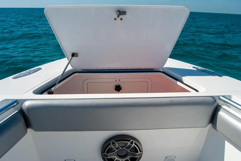  Yacht Photos Pics Open storage compartment on a boat with ocean view, IMG 40 model, 2021.