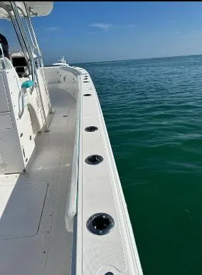  Yacht Photos Pics White boat deck on calm ocean, clear sky, IMG 40 model, 2021.