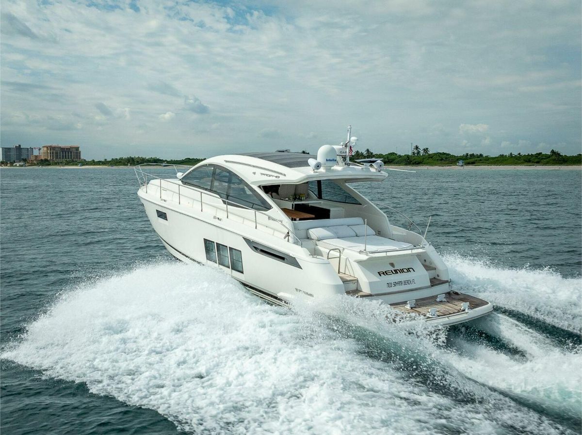 2015 Fairline 48 