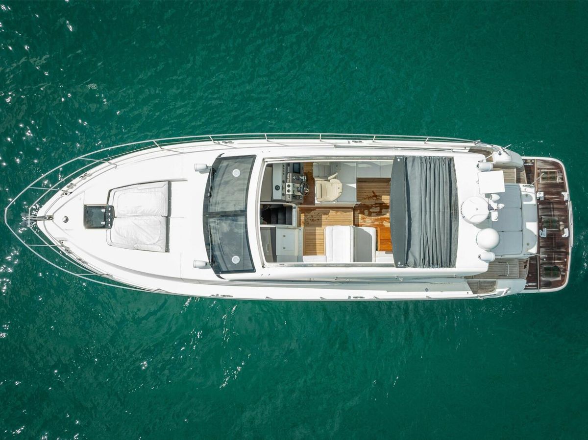2015 Fairline 48 