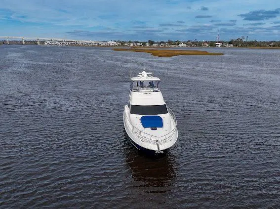 Extremely Clean Yacht Photos Pics 