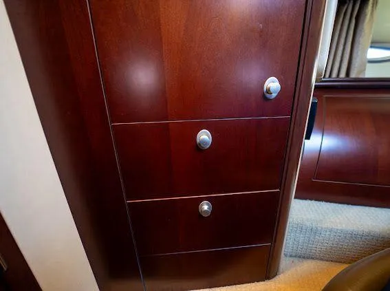 Extremely Clean Yacht Photos Pics 