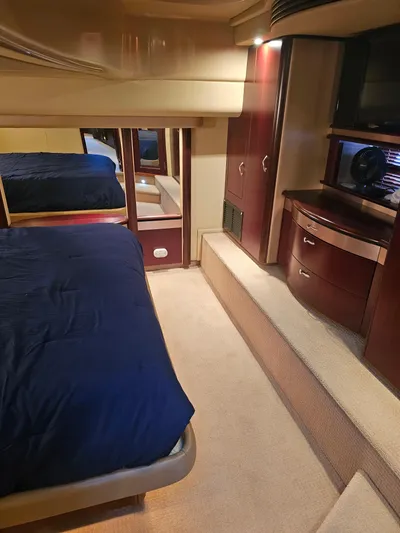 Extremely Clean Yacht Photos Pics 