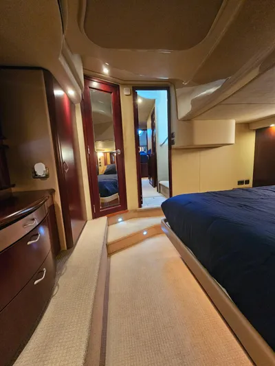 Extremely Clean Yacht Photos Pics 