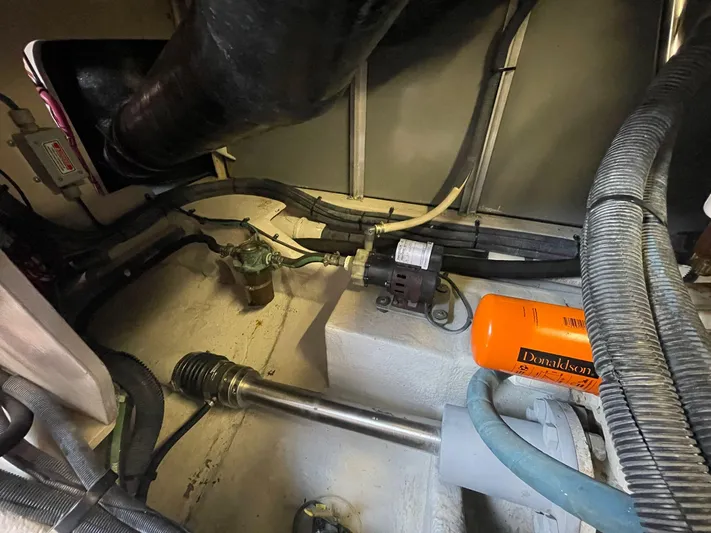 Extremely Clean Yacht Photos Pics 