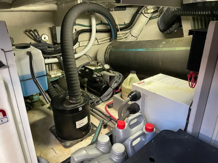 Extremely Clean Yacht Photos Pics 