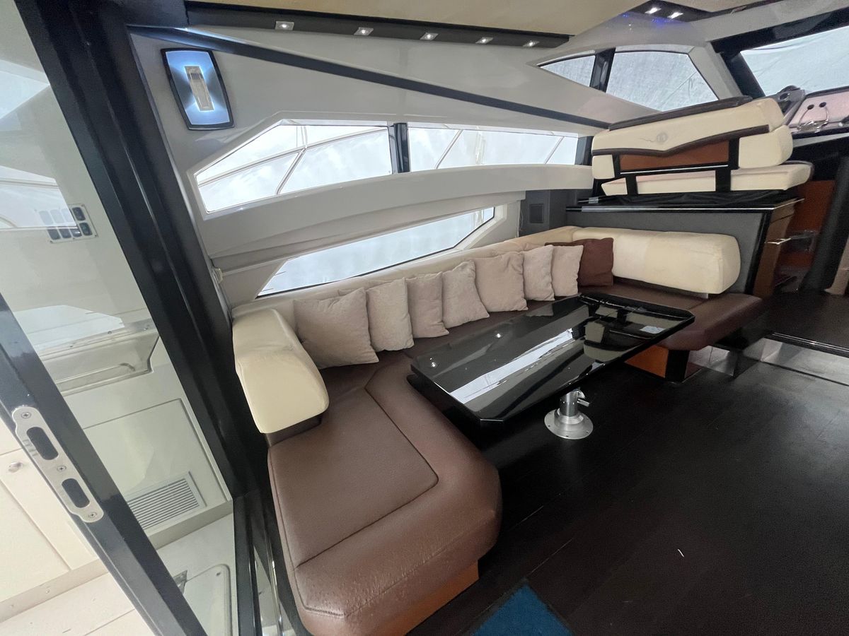 2010 Marquis 50 